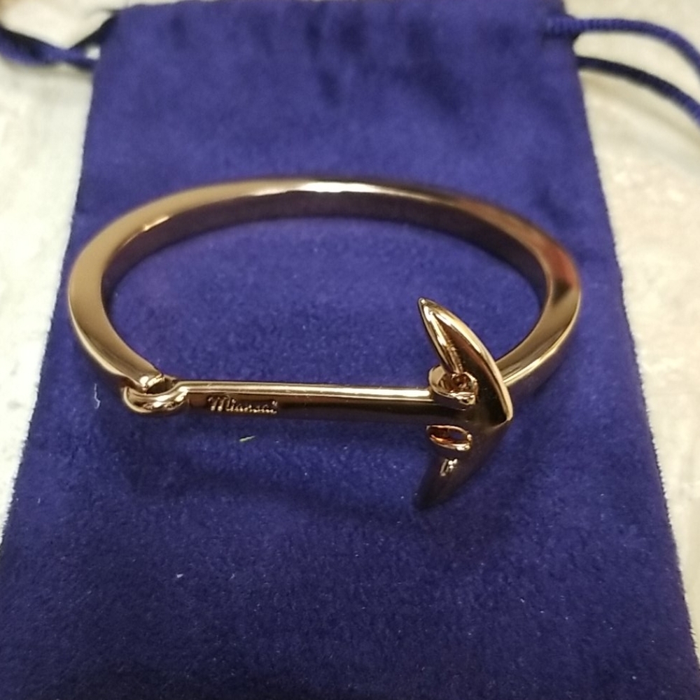 Gold Anchor Nail Bracelet – Women's Fashion Bracelet